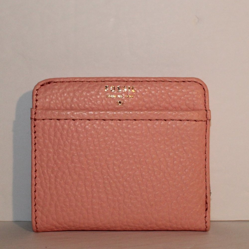 Fossil Tessa Bifold Coral Cloud Leather  NWT